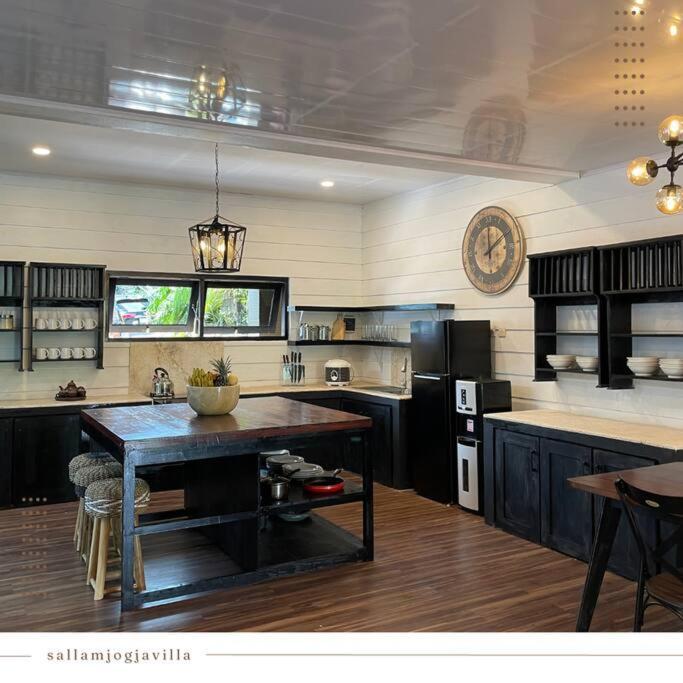סרנגן Villa The Noman Tawangmangu By Suasana Villa מראה חיצוני תמונה